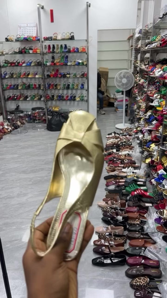 Shoe 12