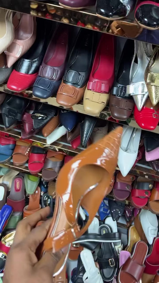 Shoe 32