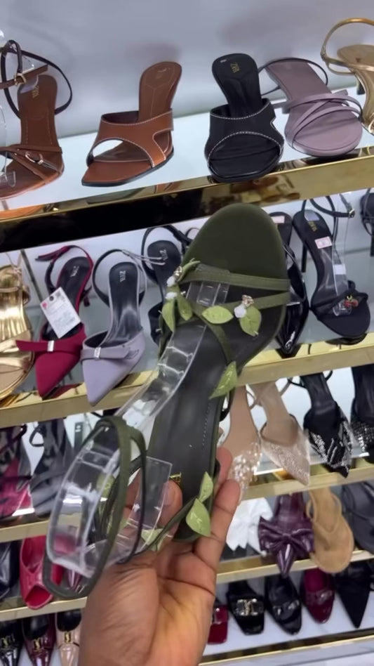 Shoe 14