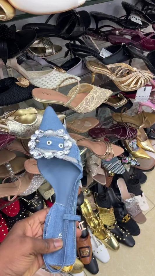 Shoe 28